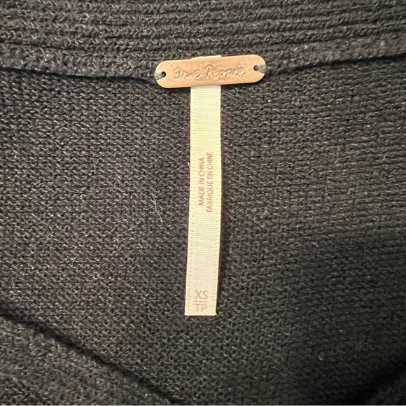 Free People sweater - Picture 4 of 8